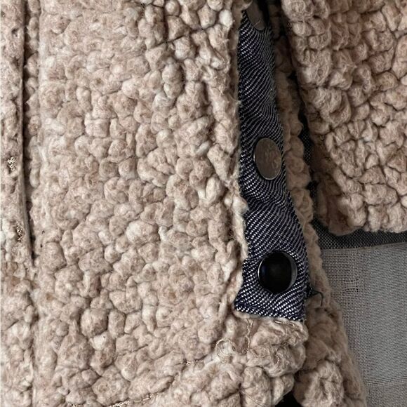 Altar’d State Sherpa pullover snap button denim accent pockets size M tan - Picture 6 of 7